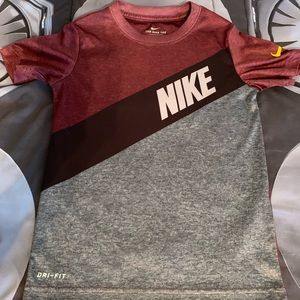 Youth Boys Nike Colorblock SS Tee